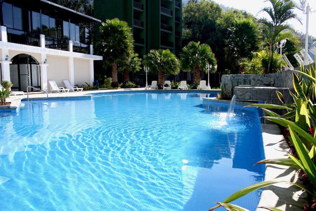 Hotel La Riviera De Atitlan 帕纳哈切尔 外观 照片